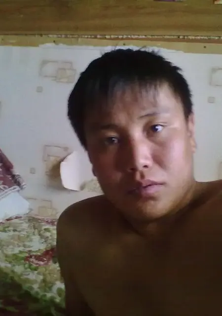 Я Петр, 37, знакомлюсь на одну ночь в Якутске