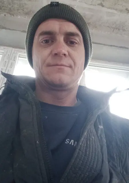 Миша из Ужгорода, ищу на сайте знакомства на одну ночь