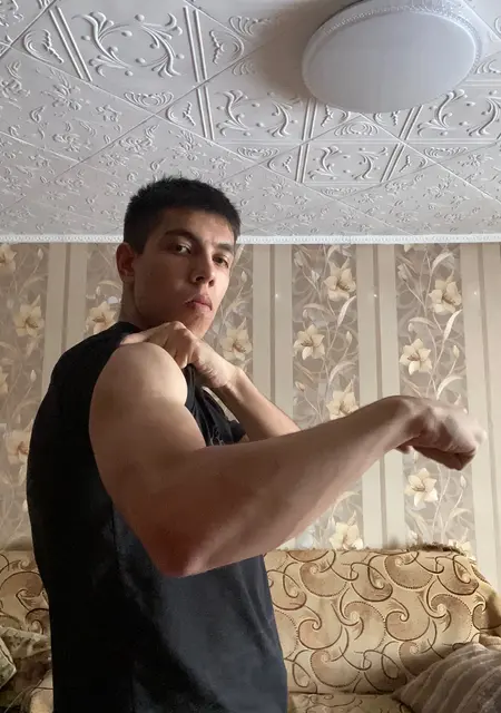 Я Nikita, 20, знакомлюсь для общения в Улан-Удэ