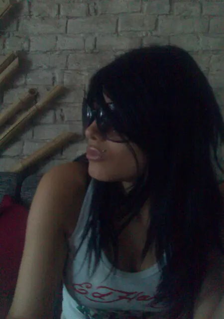 Я Лариса, 21, из Карбышева, ищу знакомство для постоянных отношений