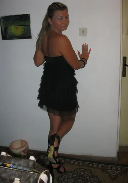 Ангелина из Бердигестяха, ищу на сайте знакомства на одну ночь