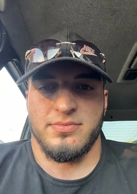 Я Рашид, 25, знакомлюсь на одну ночь в Каспийске