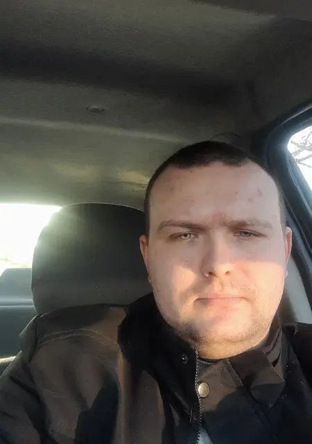 Я Шурик, 31, знакомлюсь для приятного времяпровождения в Архангельске