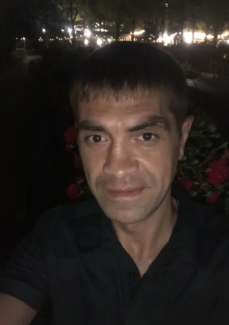 Я Андрей, 42, знакомлюсь без обязательств в Чебоксарах