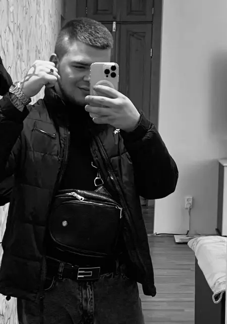 Алекс из Бийска, ищу на сайте знакомства на одну ночь