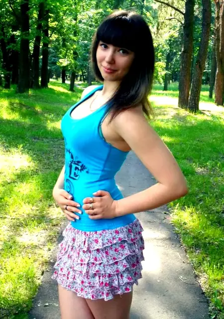 Яночка из Омска, мне 28, познакомлюсь на одну ночь