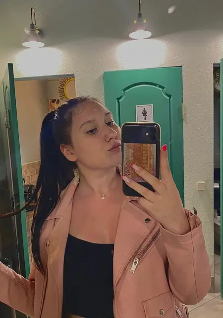 Olga из Калининграда, ищу на сайте вирта