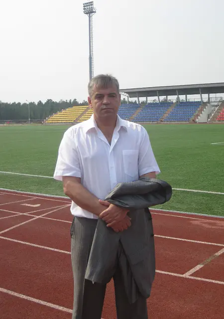 Я Саша, 52, из Сургута, ищу знакомства на одну ночь