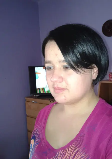 Юлия из Колпина, мне 26, познакомлюсь для общения