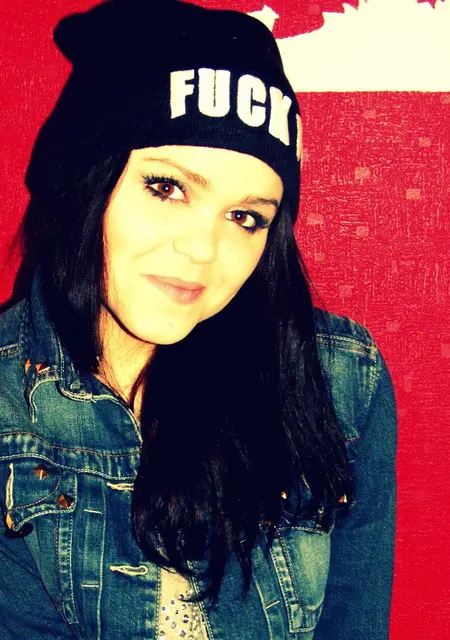 Алиса из Майкопа, мне 21, познакомлюсь для постоянных отношений