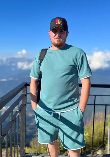 Я Руслан, 28, из Альметьевска, ищу знакомство для дружбы