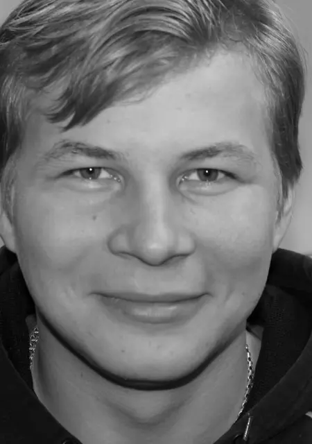 Сергуня из Тюмени, ищу на сайте знакомства на одну ночь