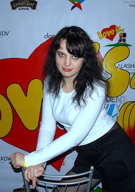 Я Инна, 38, знакомлюсь без обязательств в Армавире