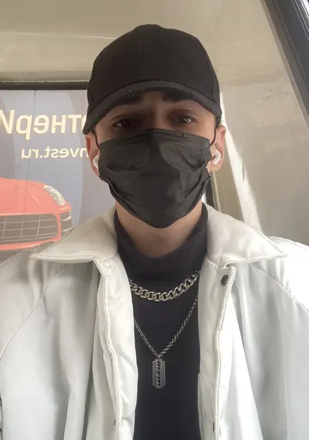 Анатолий из Томска, мне 19, познакомлюсь на одну ночь