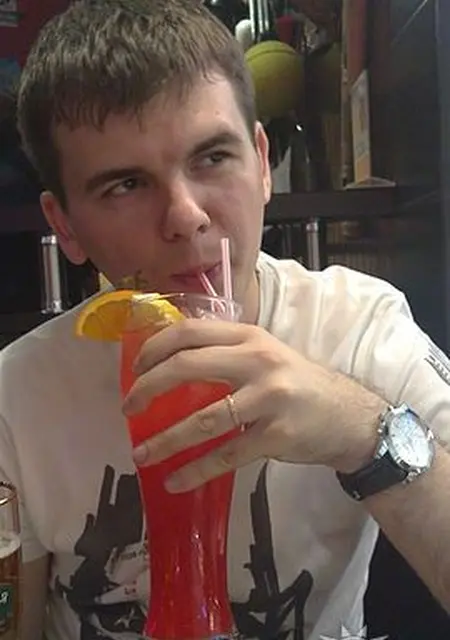 Александр из Красногорска, мне 40, познакомлюсь для вирта