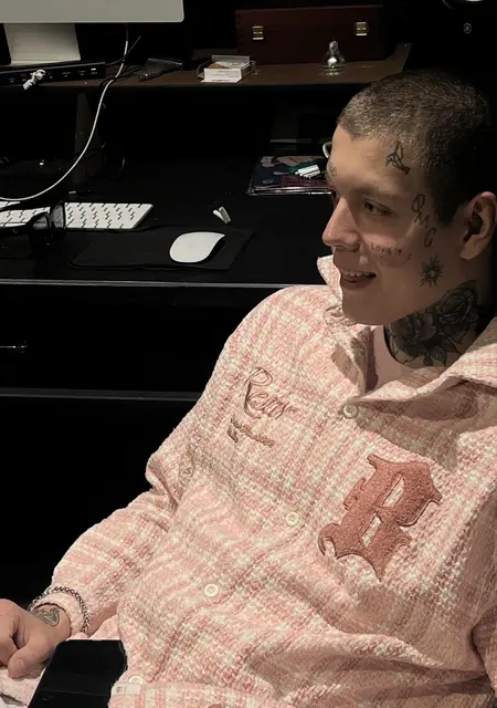 Я Alexander, 23, знакомлюсь без обязательств в Москве