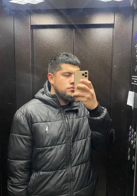 Я Денчик, 26, из Нижнекамска, ищу знакомство для постоянных отношений