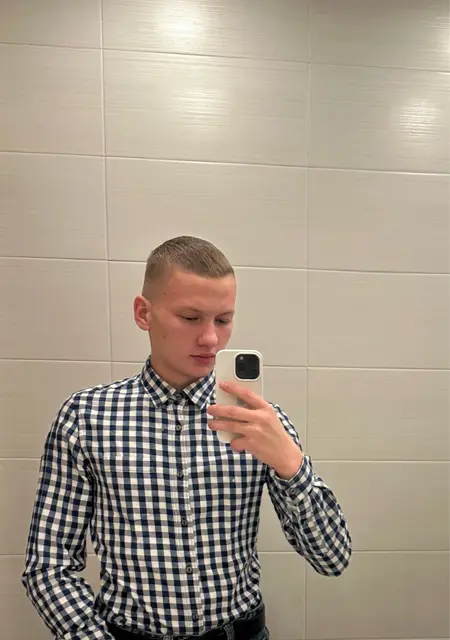 Иван из Тюмени, ищу на сайте знакомства на одну ночь