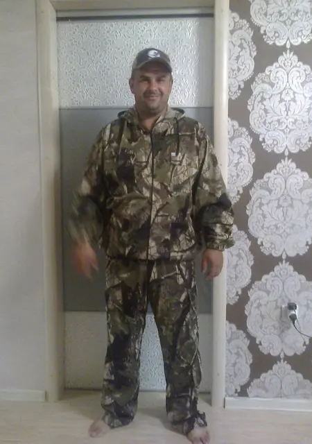 Я Андрей, 47, знакомлюсь без обязательств в Назарове