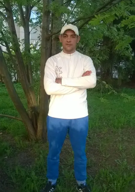 Huligan из Кстова, ищу на сайте знакомства без обязательств