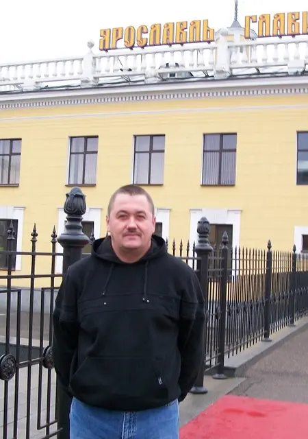 Я Андрей, 54, из Новодвинска, ищу знакомства без обязательств