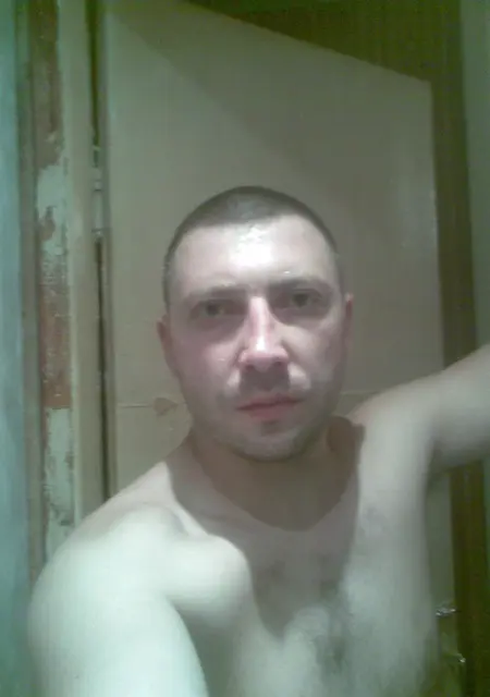 Я Vlad, 47, из Каширы, ищу знакомства без обязательств