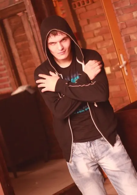 Я Лари, 35, знакомлюсь для приятного времяпровождения в Кемерово