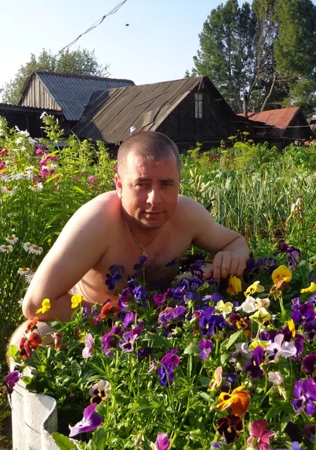 Я Алекс, 40, из Березников, ищу знакомства на одну ночь