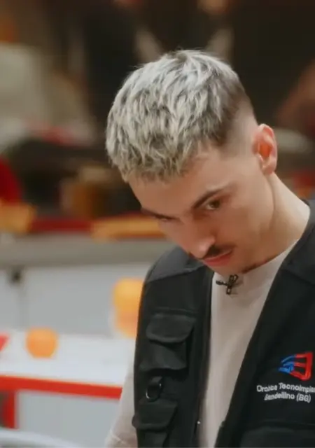 Я Евгений, 22, из Серова, ищу знакомство для дружбы