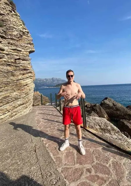 Я Gleb, 21, знакомлюсь для приятного времяпровождения в Ижевске