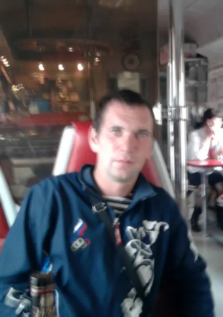 Я Алексей, 42, из Тынды, ищу знакомства без обязательств