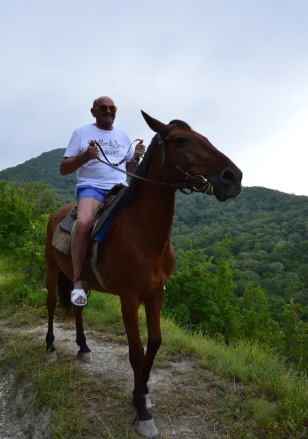 Николай из Шахт, мне 58, познакомлюсь для постоянных отношений