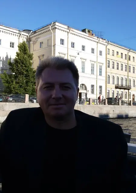 Олег из Калининграда, ищу на сайте постоянные отношения