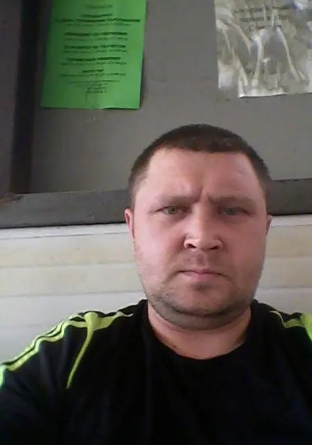 Я Саша, 42, знакомлюсь без обязательств в Пятигорске