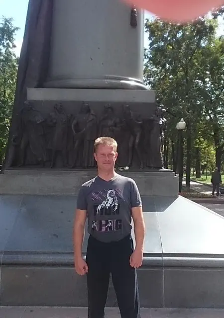 Я Олег, 52, знакомлюсь без обязательств в Бологом