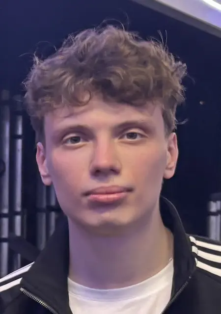 Матвей из Санкт-Петербурга, ищу на сайте знакомства без обязательств