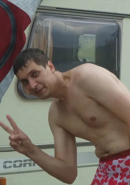 Slava из Новополоцка, ищу на сайте знакомства на одну ночь