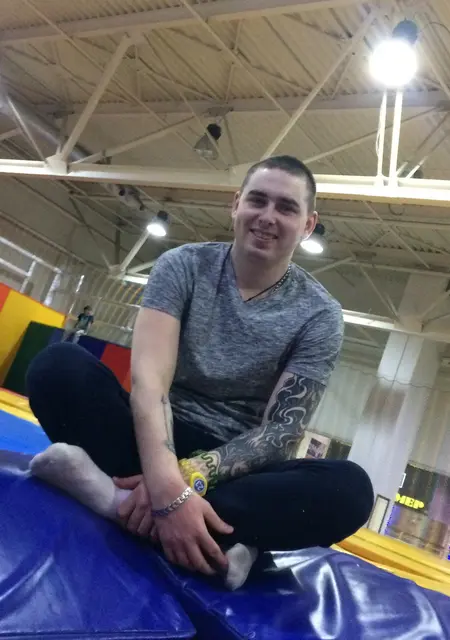 Алекс из Омска, ищу на сайте знакомства на одну ночь