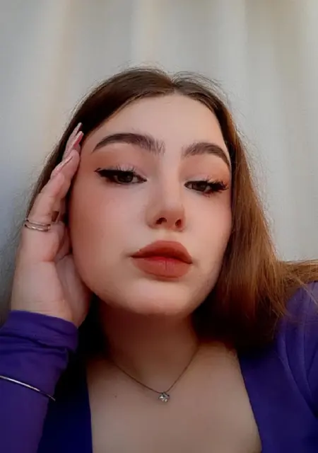 Кира из Белгорода, мне 27, познакомлюсь для вирта