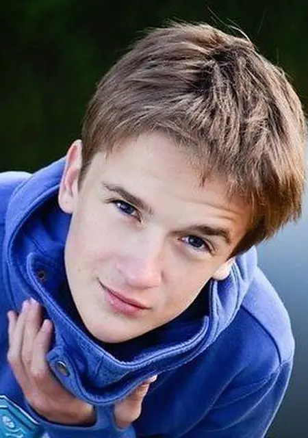 Я Максим, 28, знакомлюсь для дружбы в Волжском