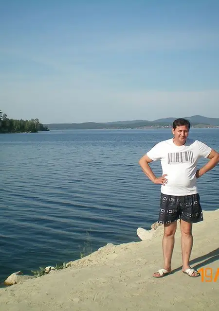 Я Дмитрий, 57, из Троицка, ищу знакомство для приятного времяпровождения