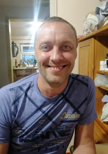 Леонид из Ростова-на-Дону, ищу на сайте знакомства на одну ночь