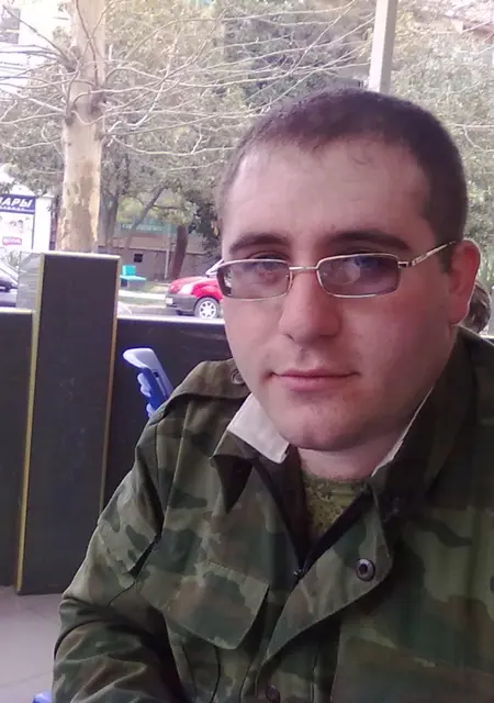 Я Армен, 43, знакомлюсь без обязательств в Майкопе