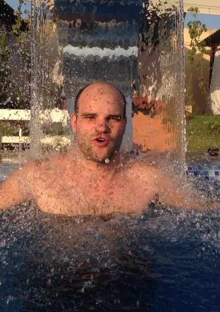 Я Арслан, 36, из Лобни, ищу знакомства на одну ночь