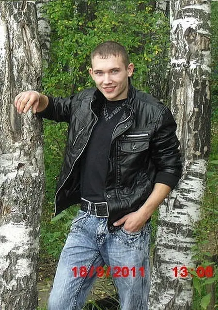 Ваня из Воскресенска, ищу на сайте знакомства на одну ночь