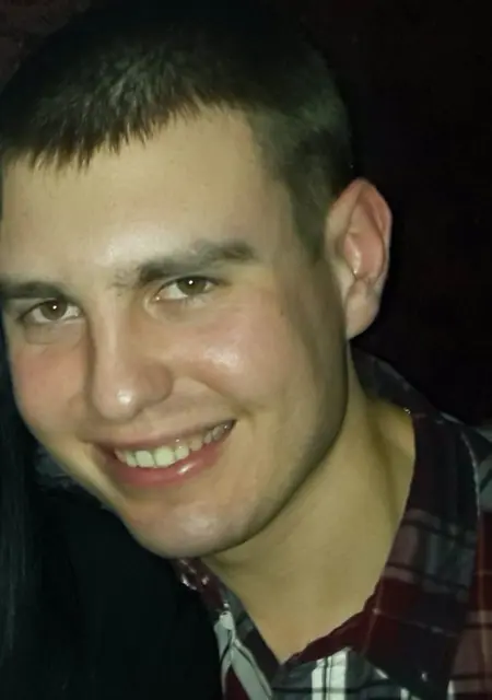 Я Александр, 34, знакомлюсь без обязательств в Большом Камне