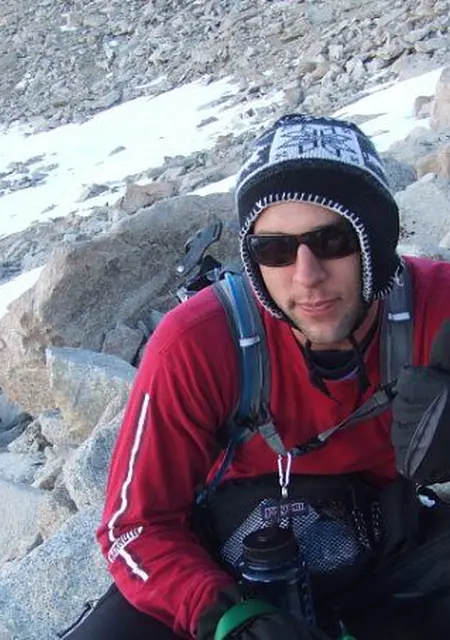 Я Евгений, 41, из Подольска, ищу знакомства без обязательств