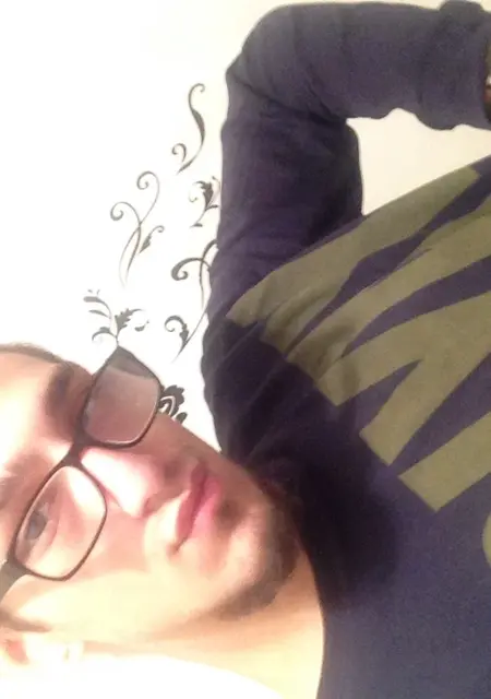 Лев из Красногорска, мне 31, познакомлюсь на одну ночь