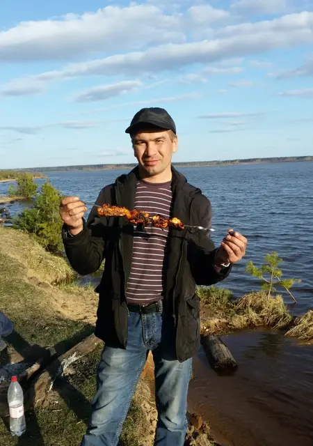 Я Олег, 44, из Березников, ищу знакомства на одну ночь