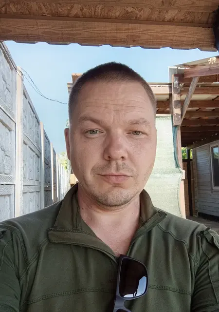 Артем из Москвы, мне 38, познакомлюсь для открытые отношения